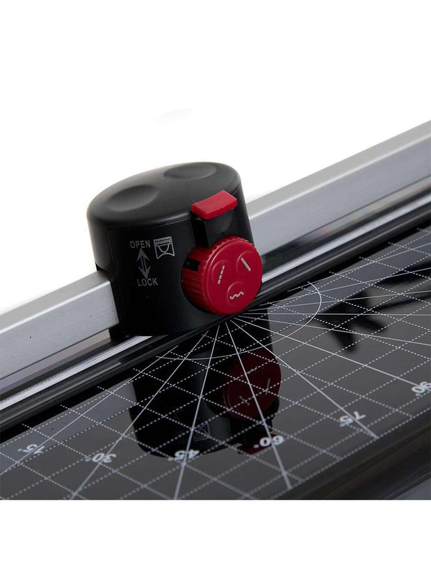 A4 Laminator 3 in 1 Cutter, Perforator and Corner Rounder | DESKITSHOP